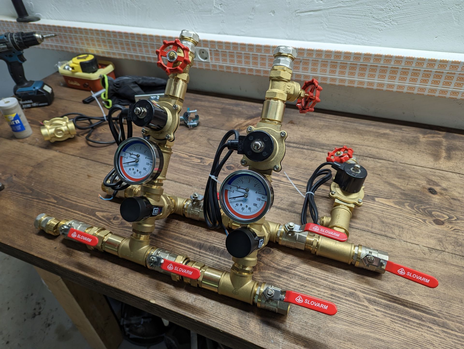 Torutööd Elvas Torutööd, Toru-kiirabi & ummistuste likvideerimine, Veeautomaatika ja erilahendused, Kodumasinate ühendamine. Automaatika, Boilerite parandus ja vahetus